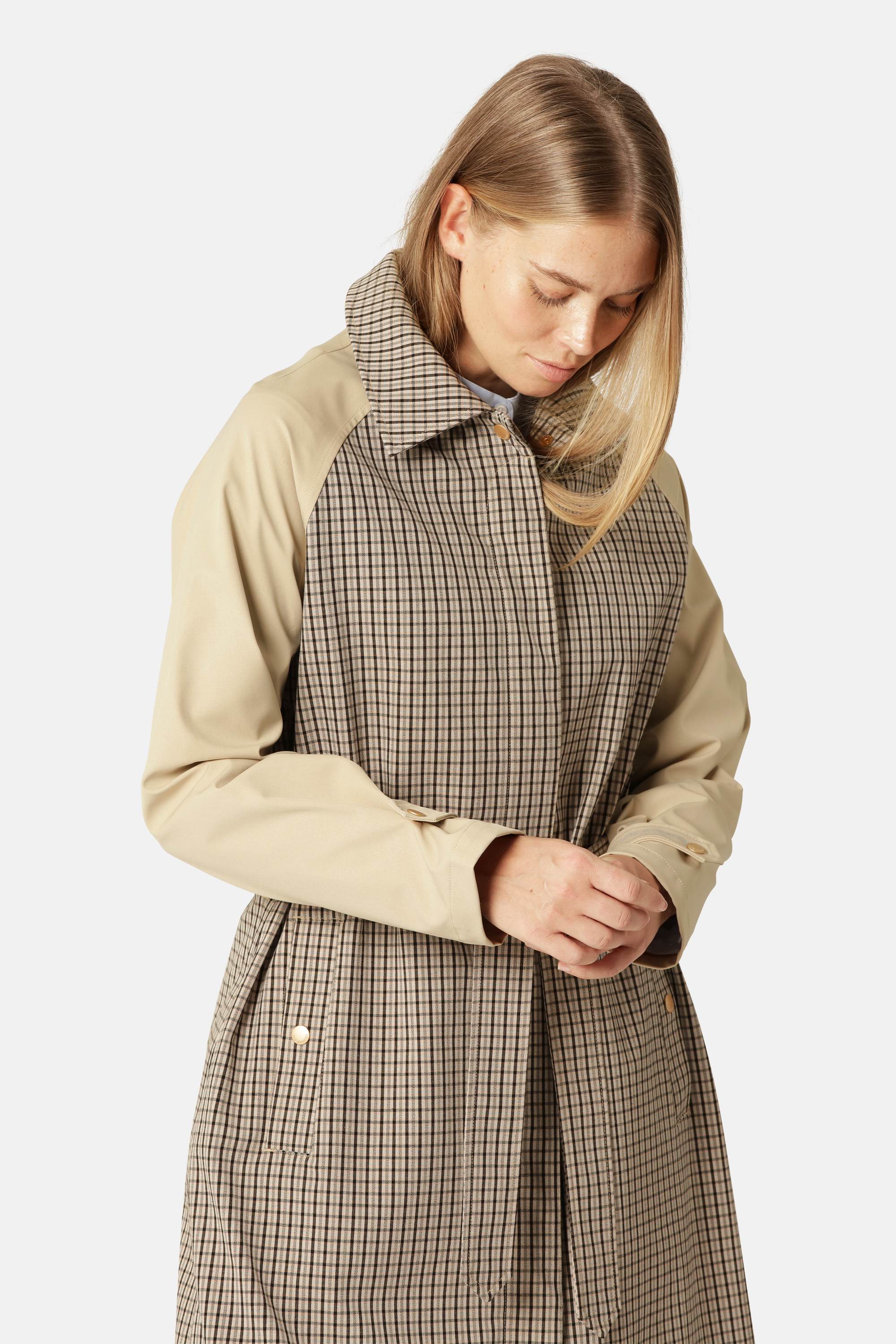 Trench Raincoat - White Pepper